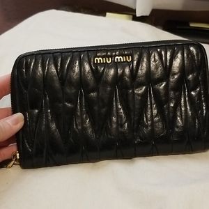 Miumiu zippy long wallet